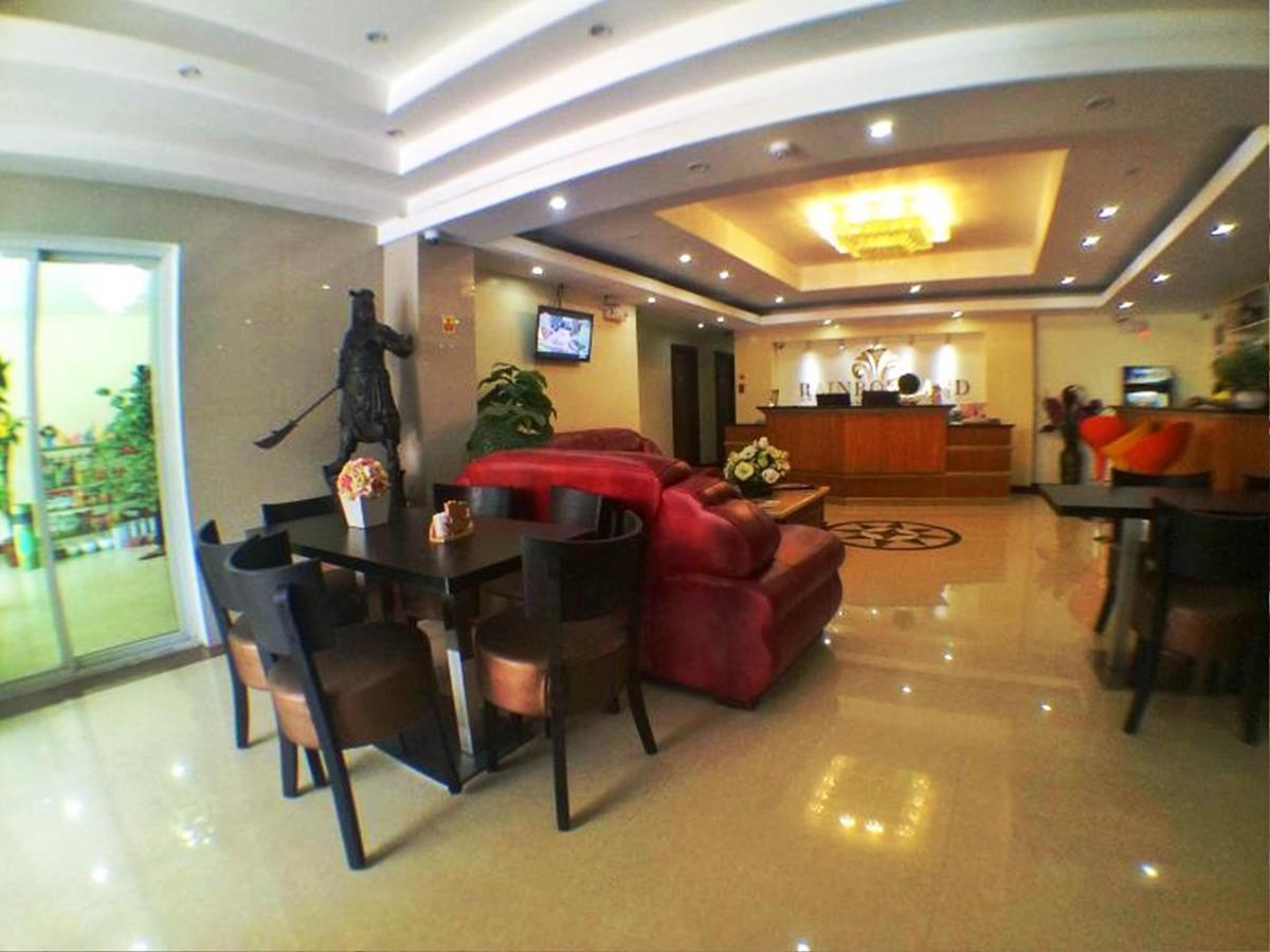Rainbowland Hotel โอลองกาโป ภายนอก รูปภาพ