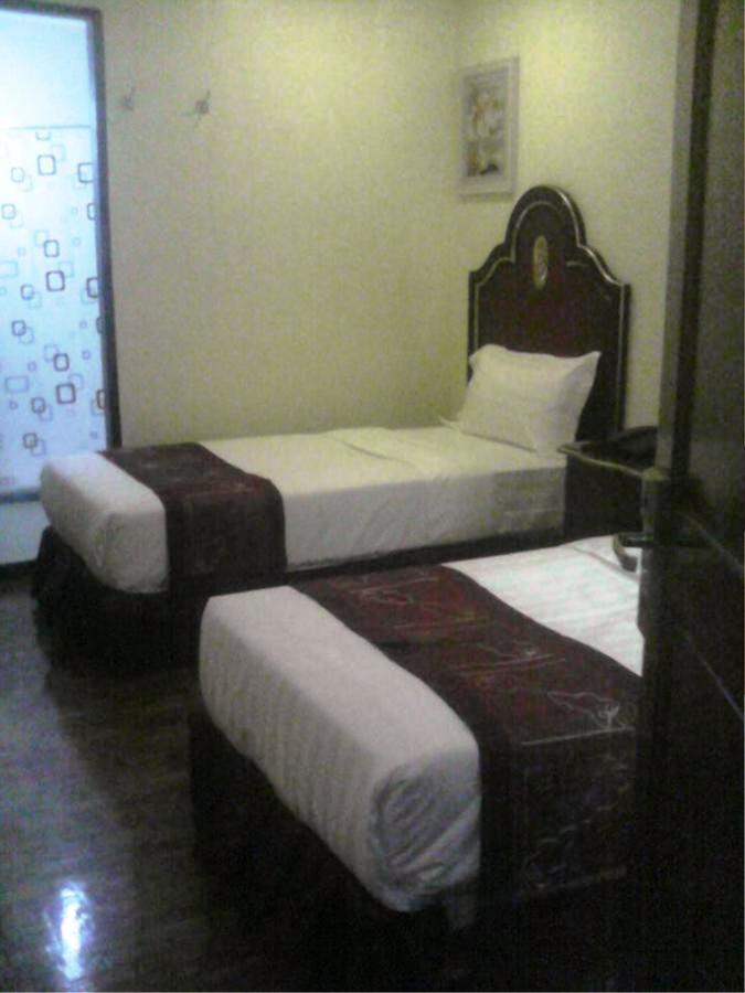 Rainbowland Hotel โอลองกาโป ภายนอก รูปภาพ