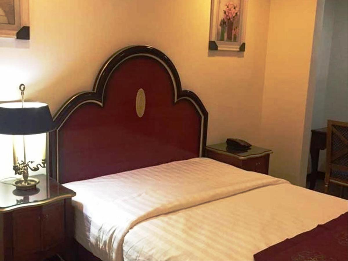 Rainbowland Hotel โอลองกาโป ภายนอก รูปภาพ