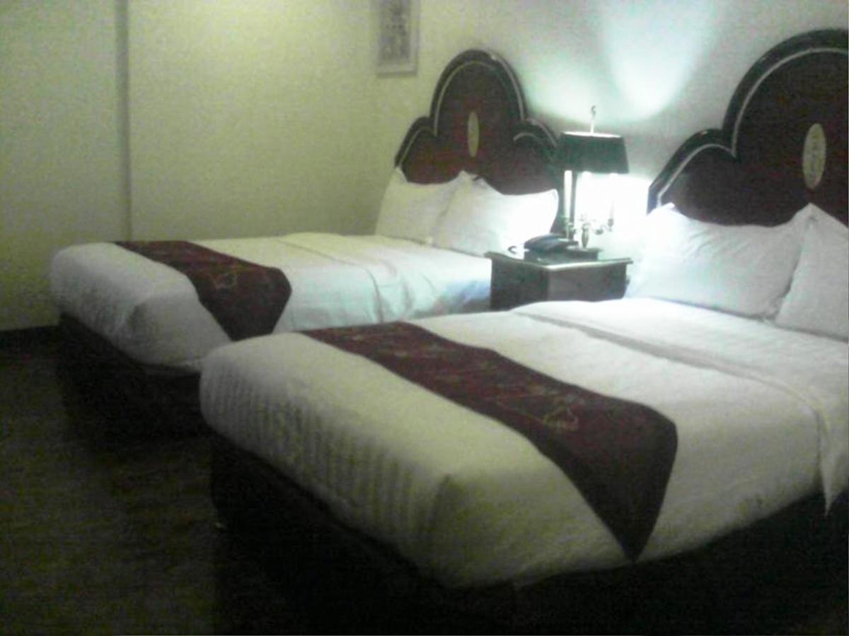 Rainbowland Hotel โอลองกาโป ภายนอก รูปภาพ